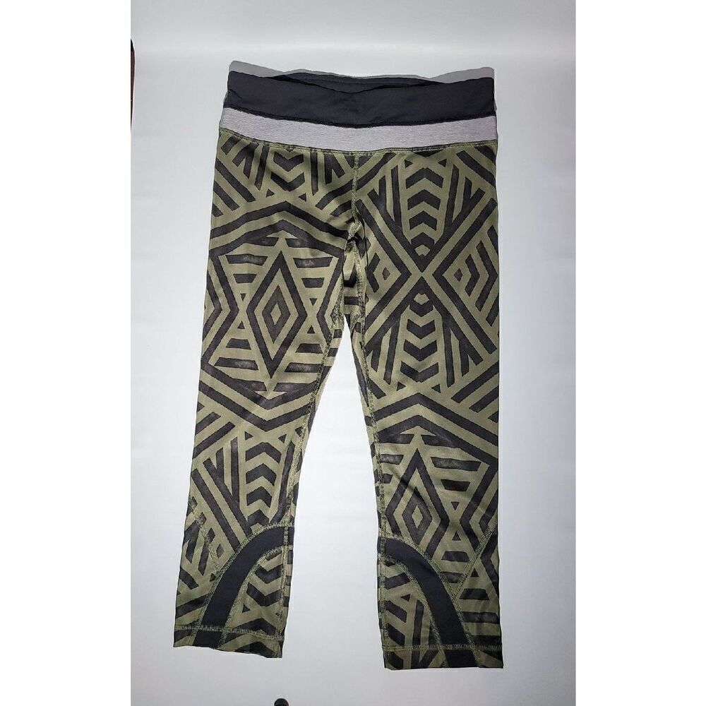 Lululemon Crop Pants Size 6